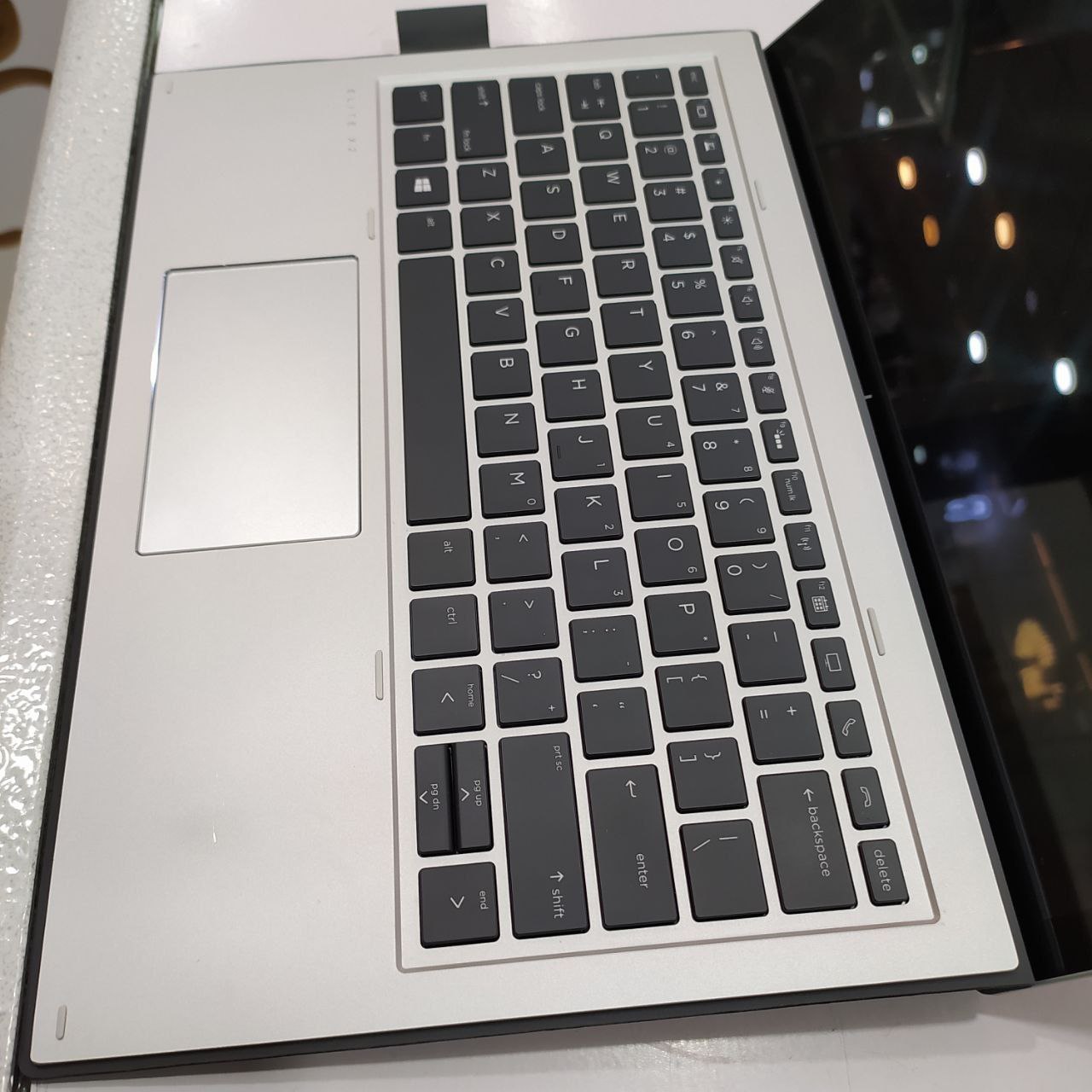 ویژگی لپ تاپ استوک HP Elite X2 1013 G3 