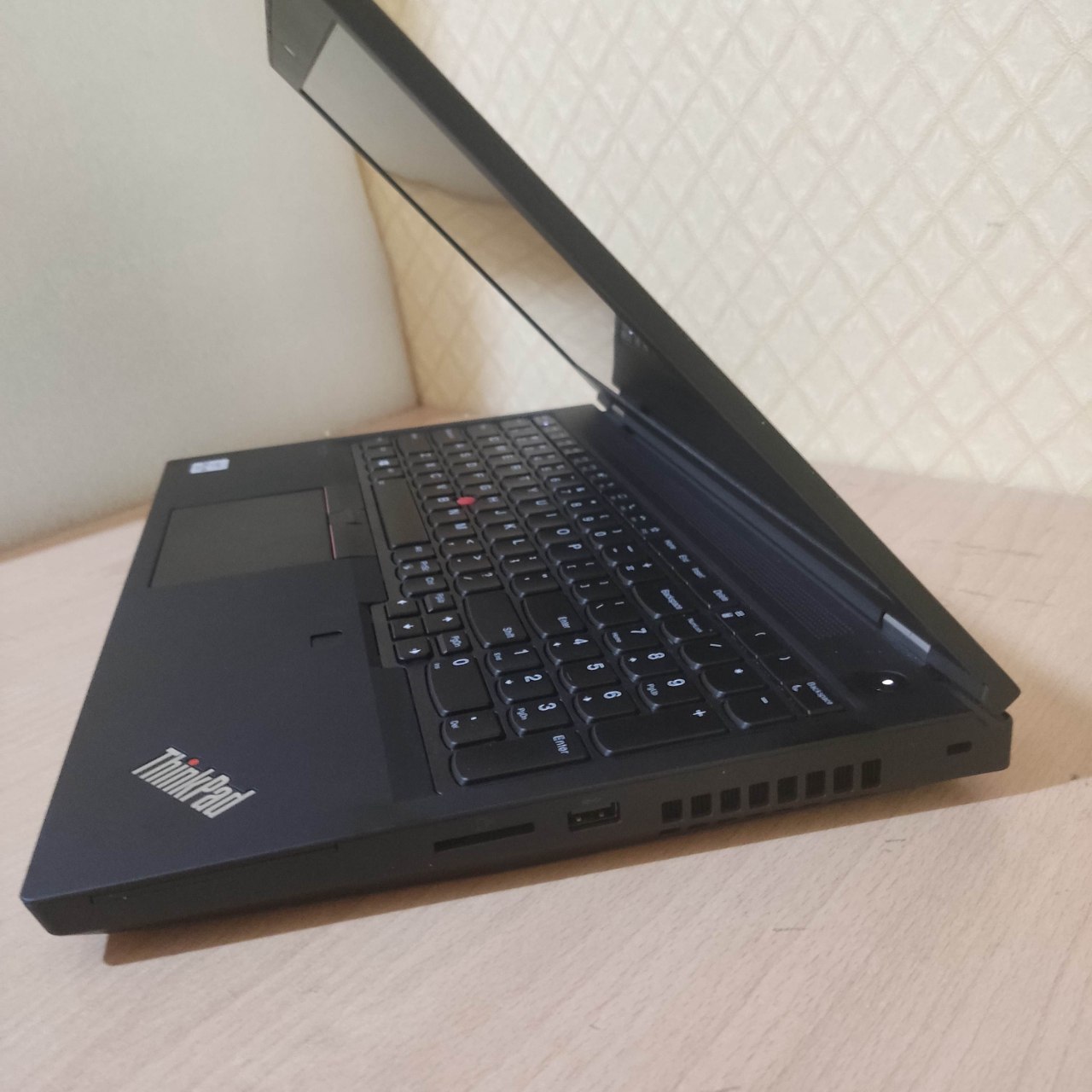 خرید لپ تاپ استوک Lenovo ThinkPad P1 G1