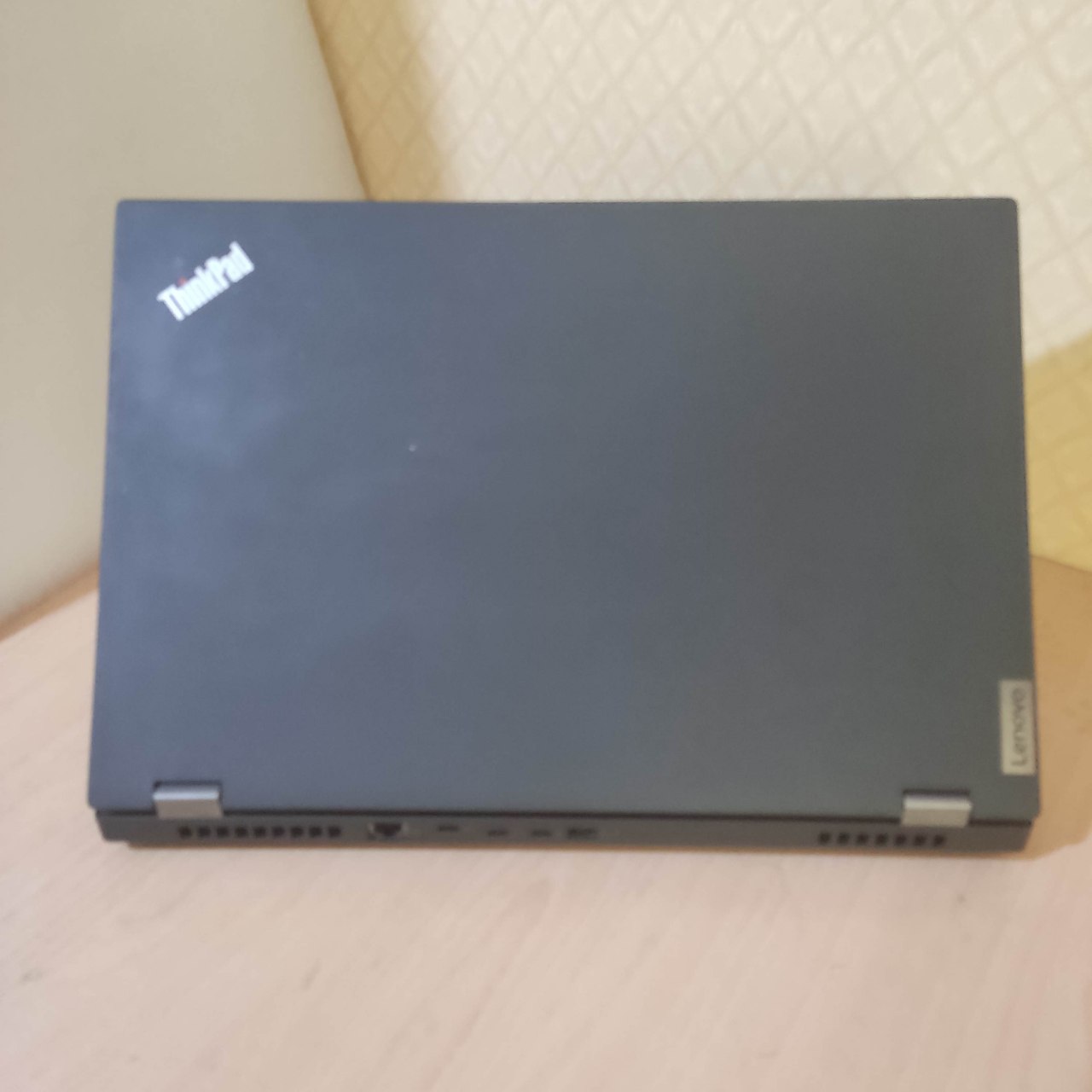 ویژگی لپ تاپ استوک Lenovo ThinkPad P1 G1