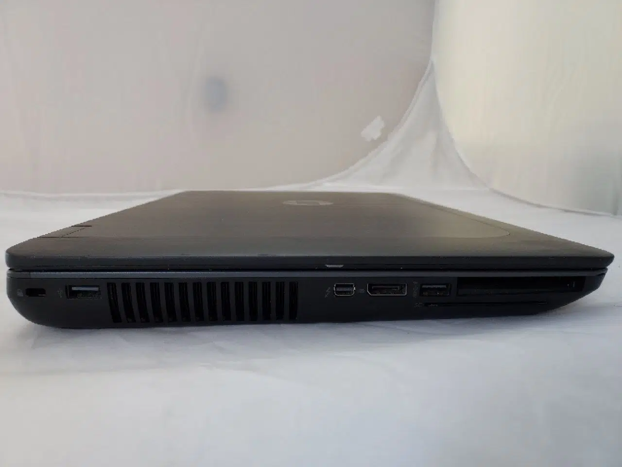 کیفیت لپ تاپ استوک HP Zbook 15 G2 Workstation Core i7