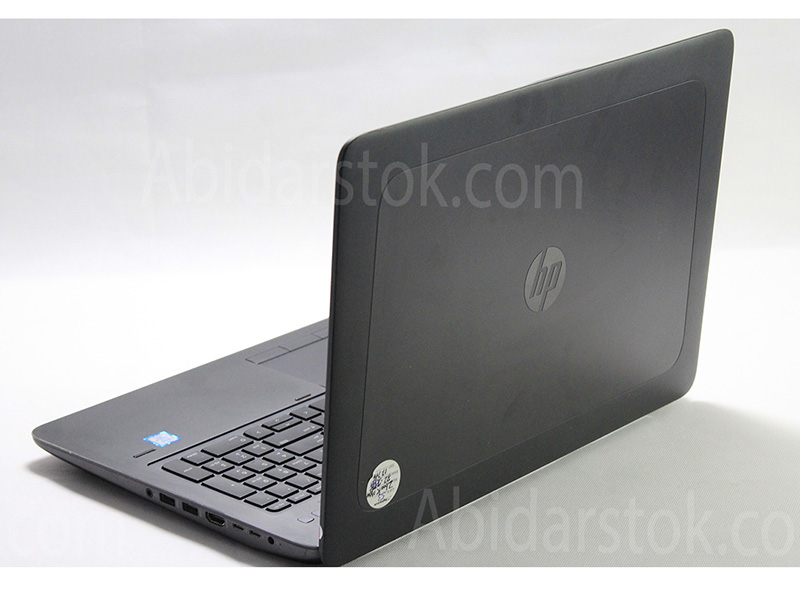 خرید لپ تاپ استوک اچ پی زدبوک HP Zbook 15 G3 Workstation Core i7- 6820HQ - 16GB Ram - 512GB SSD - 2GB Nvidia Quadro M1000M - 15.6 inch - Full HD