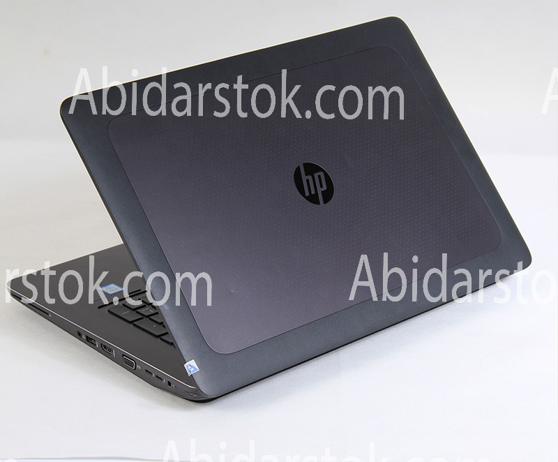  لپ تاپ استوک زد بوک ١٧ نسل ٣ HP Zbook 17 G3 Core i7- 6820HQ - 16GB Ram - 512GB SSD - 4GB Nvidia Quadro M3000M
