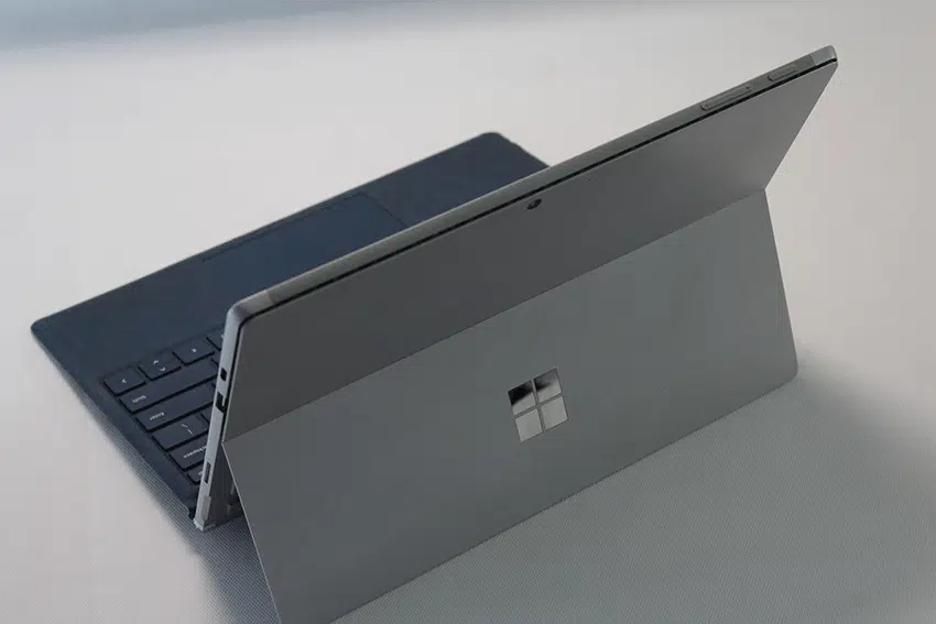 سرفیس پرو ٧ استوک Surface Pro 7 Core i7-1065G7 – 16GB Ram – 512GB SSD – Intel Iris Graphic – Touch