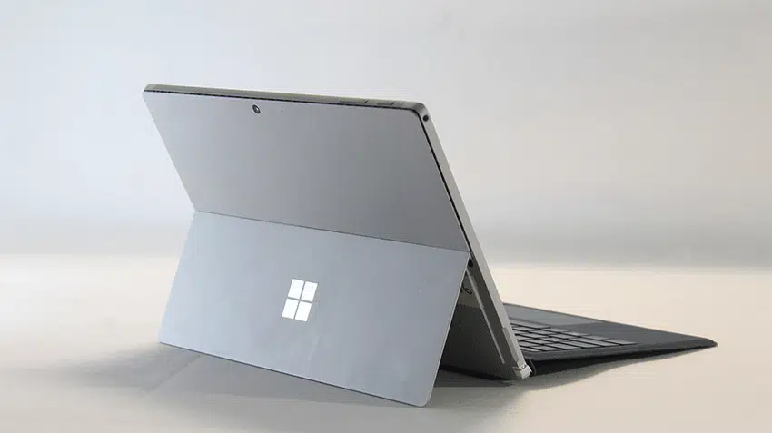 خرید سرفیس پرو ٧ استوک Surface Pro 7 Core i7-1065G7 – 16GB Ram – 512GB SSD – Intel Iris Graphic – Touch