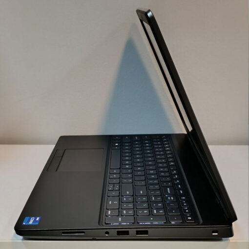 لپ تاپ Dell Precision 7560 i9 11950H/32GB/ 512 GB/4GB Nvidia T1200